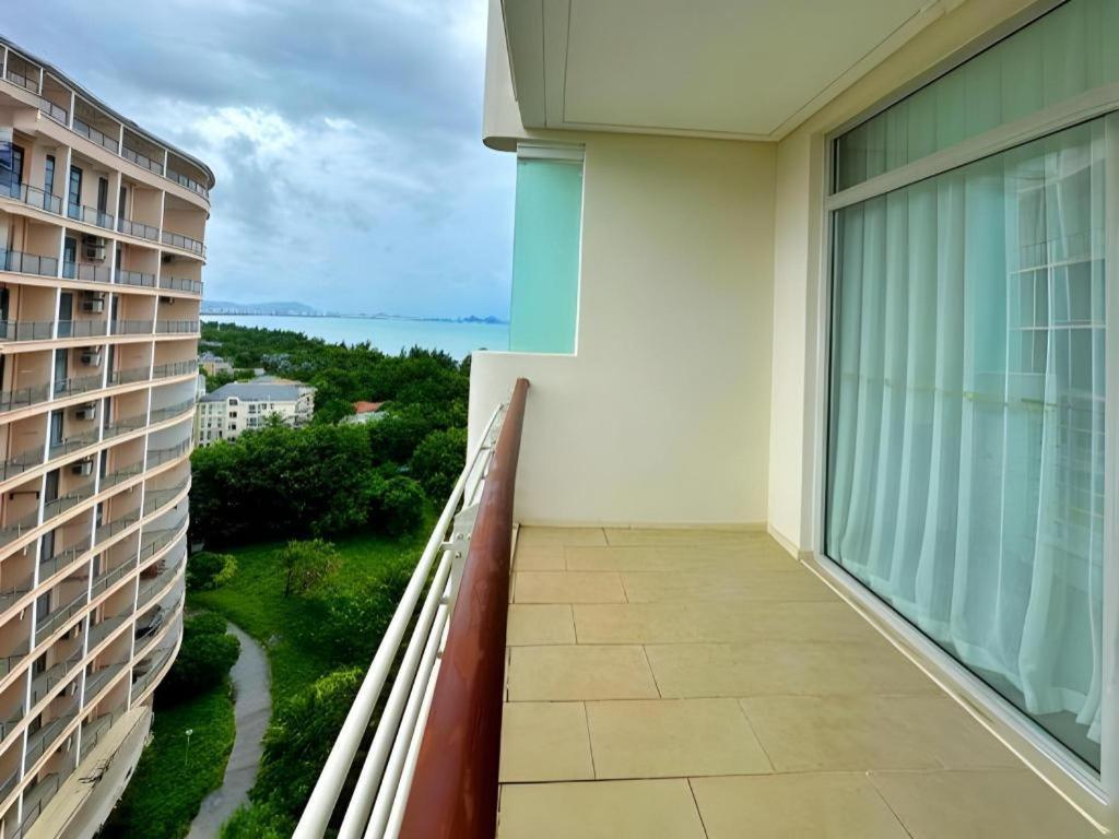 Grand Soluxe Hotel And Resort Sanya Exterior photo