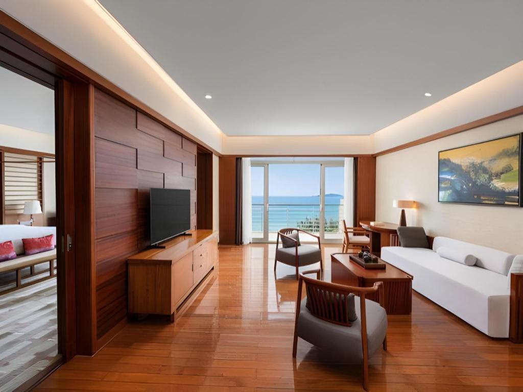 Grand Soluxe Hotel And Resort Sanya Exterior photo